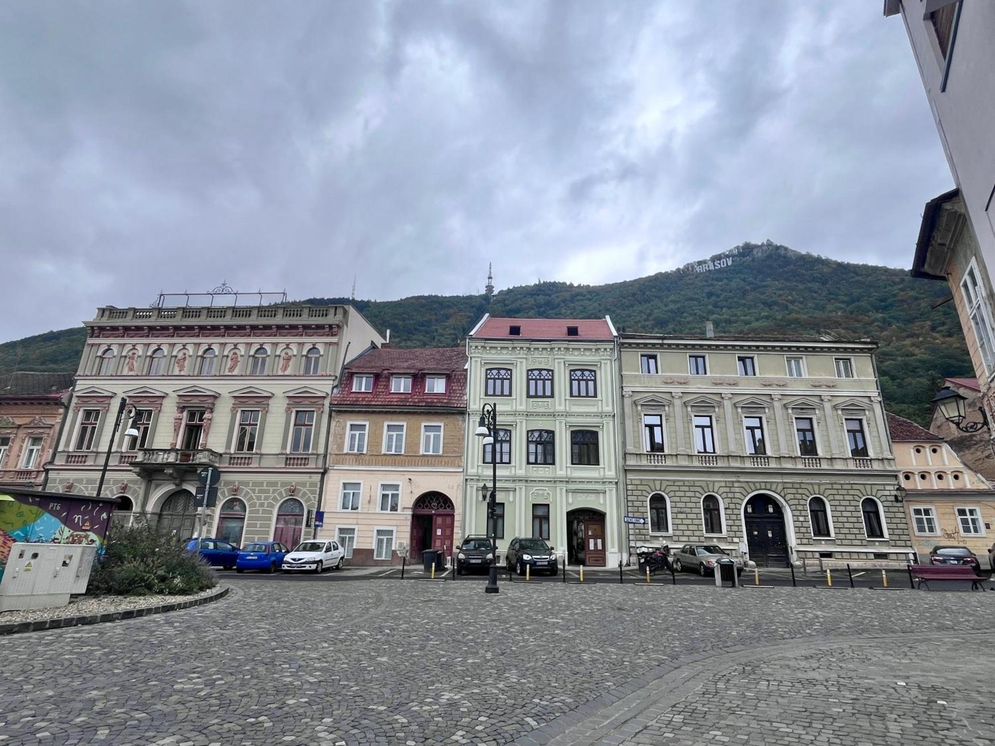 Ferienwohnung Uptown 46 Brașov Exterior foto