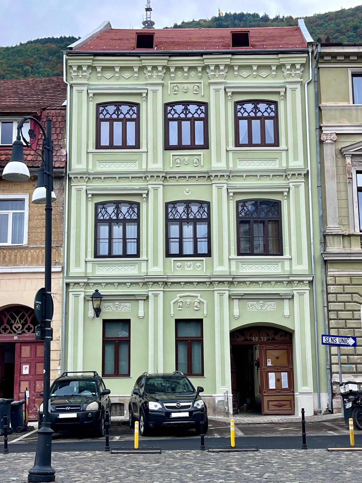 Ferienwohnung Uptown 46 Brașov Exterior foto